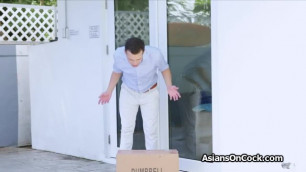 Asian teen deepthroats neighbor for delivering her package